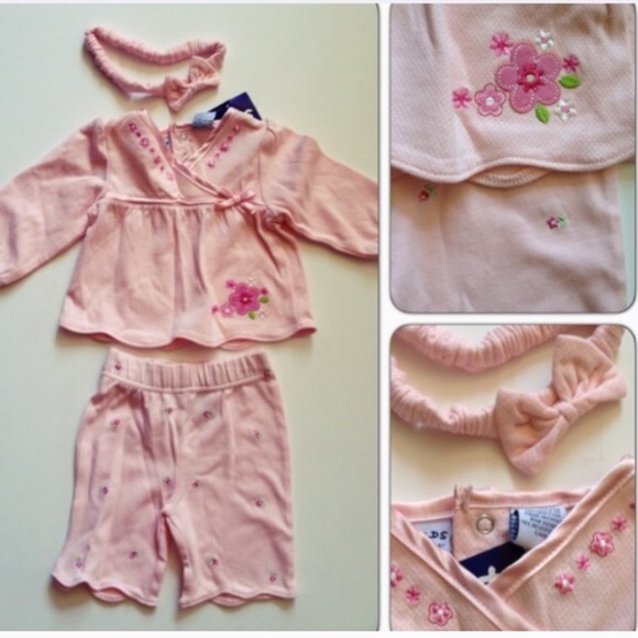 NWT girls bundle new with tags Newborn-6 months - Picture 5 of 6